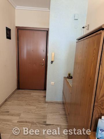 231101079-9206