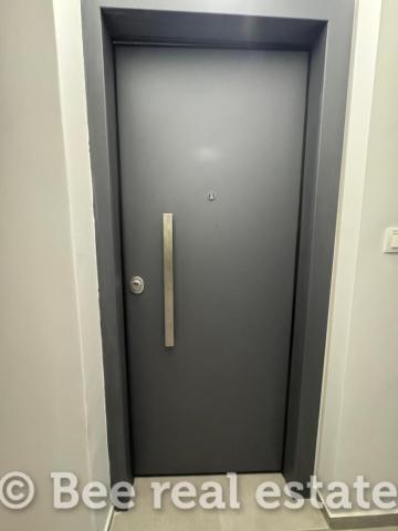 231101110-42