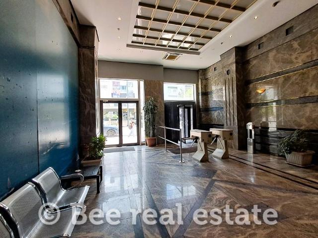 210031010-1162
