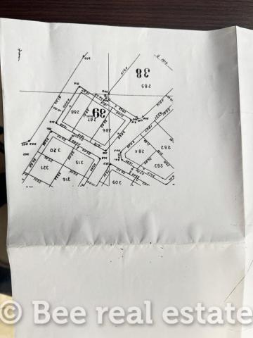 231001037-184