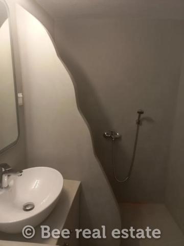 261025-205
