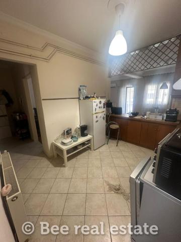 231101082-1147