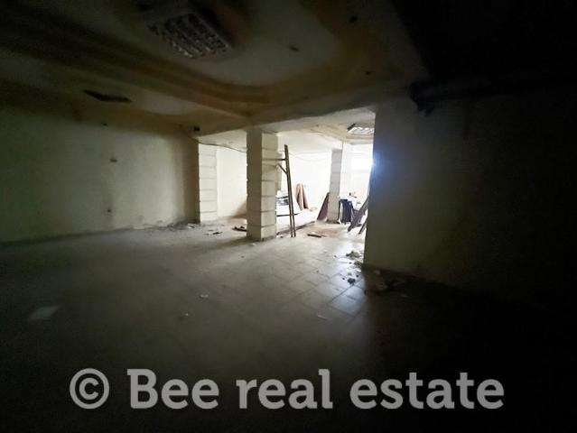 231001044-264